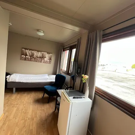 Sandmoen Bed & Breakfast, Free Parking