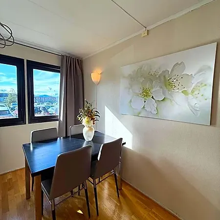 Motell Sandmoen Bed & Breakfast, Free Parking