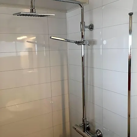 Sandmoen Bed & Breakfast, Free Parking 2*