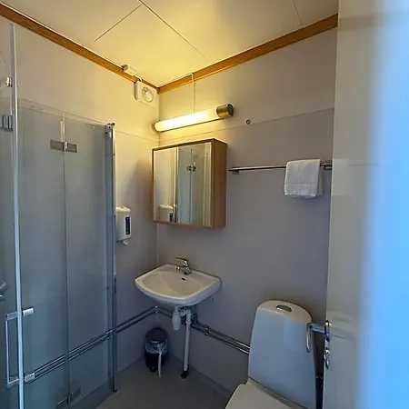 Sandmoen Bed & Breakfast, Free Parking Motell