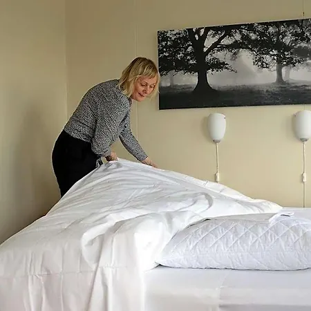 Sandmoen Bed & Breakfast, Free Parking موتيل
