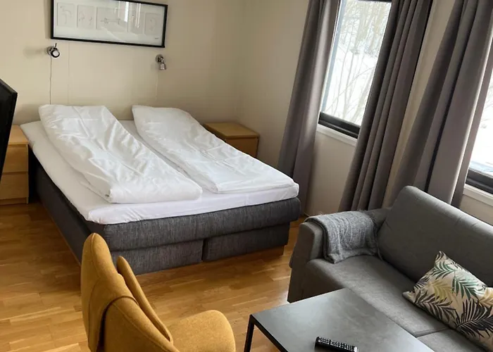 Sandmoen Bed & Breakfast, Free Parking Motell