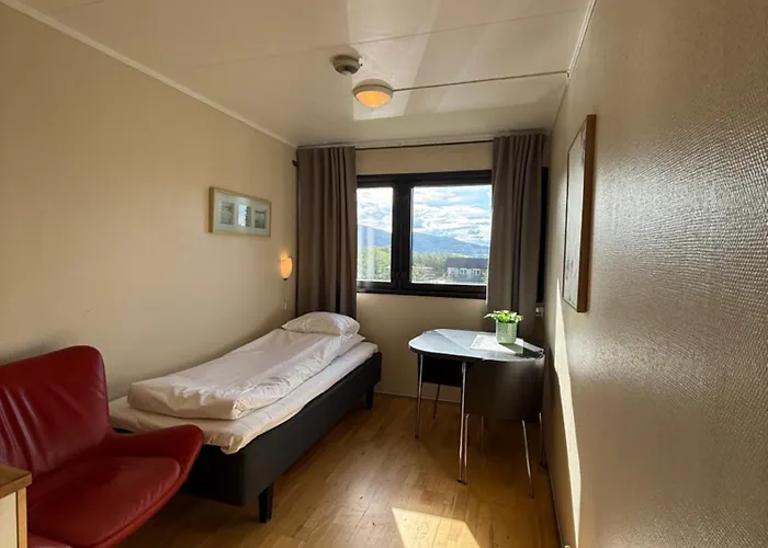 Motell Sandmoen Bed & Breakfast, Free Parking