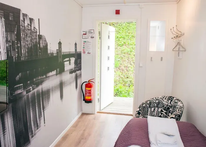 Sandmoen Bed & Breakfast, Free Parking Motell