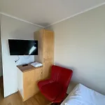 Sandmoen Bed & Breakfast, Free Parking