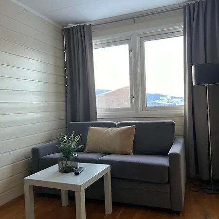 Sandmoen Bed & Breakfast, Free Parking 모텔 2*
