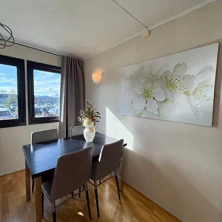 모텔 Sandmoen Bed & Breakfast, Free Parking 2*