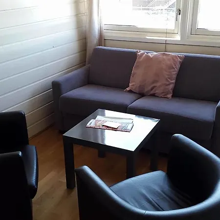 Sandmoen Bed & Breakfast, Free Parking Motel
